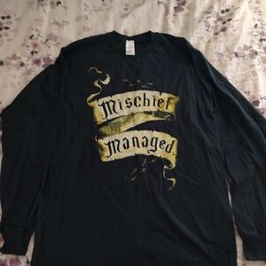 Warner Bros. Mischief Managed Black and Gold Long Sleeve Shirt Harry Potter Medi